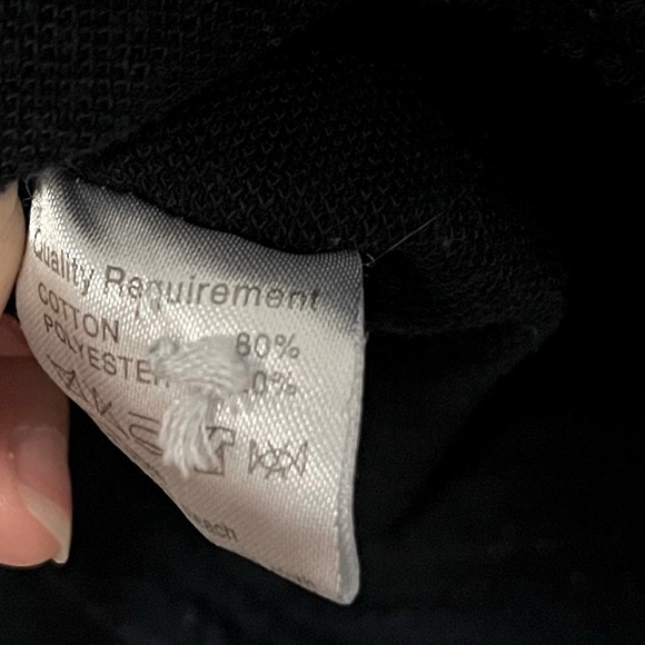 Peter Pan-Collared Sweater - Picture 7 of 7